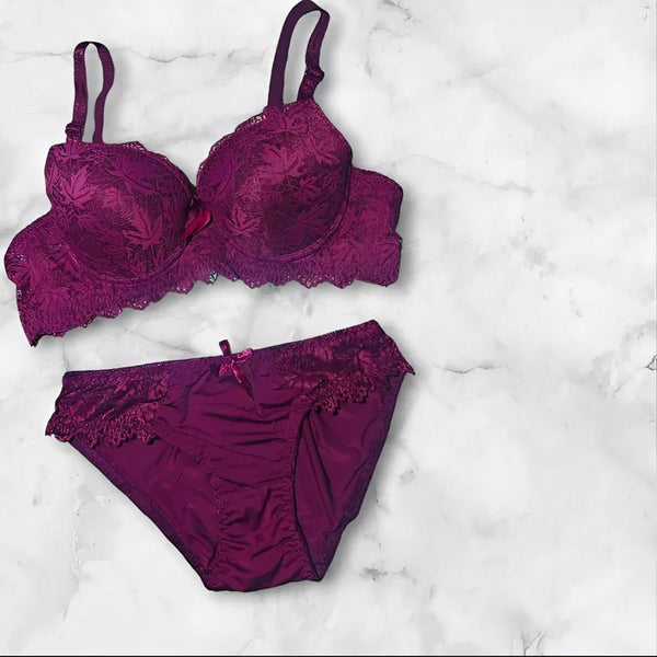 Stylish printed Complete Set Pushup Bra and Underwear