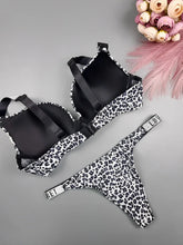 High Quality Cheetah Printed Push Up Bra set for Girls/women