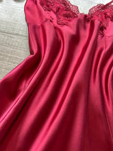 Women's Lace Splicing V-Neck Sexy Nightgown